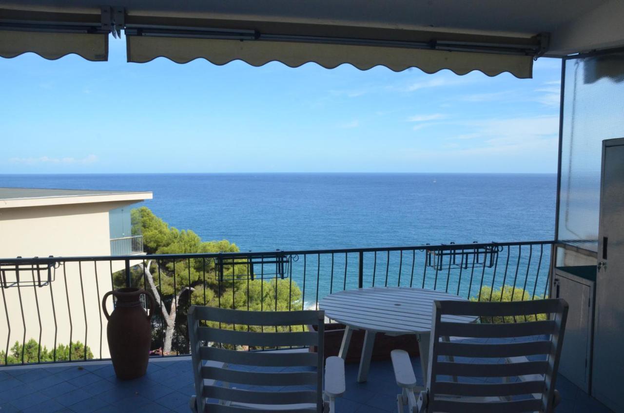 Rocce Di Capo Mimosa - Cervo Appartement Buitenkant foto